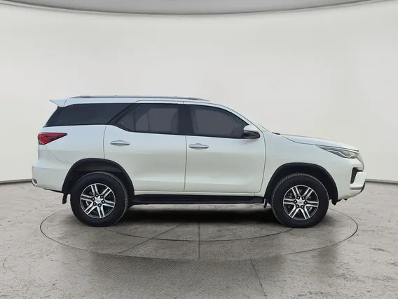 Toyota Fortuner GX2 4x4 Diesel 2021 دبل