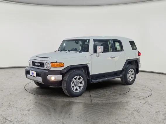 تويوتا اف جي FJ Cruiser 2022 