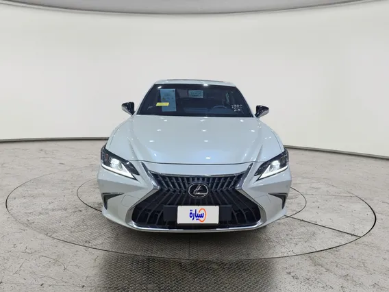 Lexus ES 250 2024 