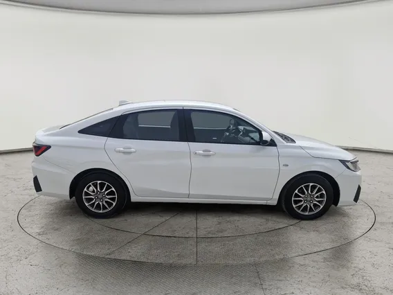 Toyota Yaris  Y 2023 