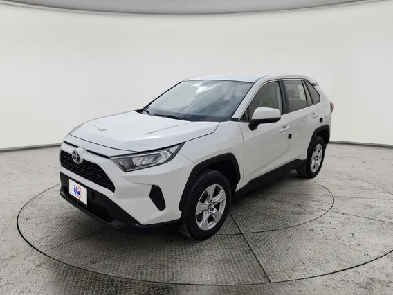Toyota RAV4 LE 2021 