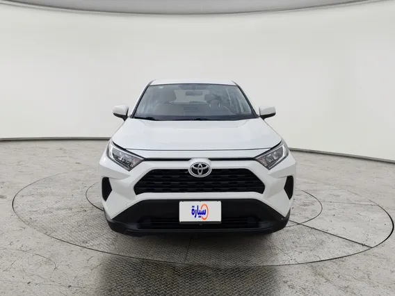 Toyota RAV4 LE 2021 