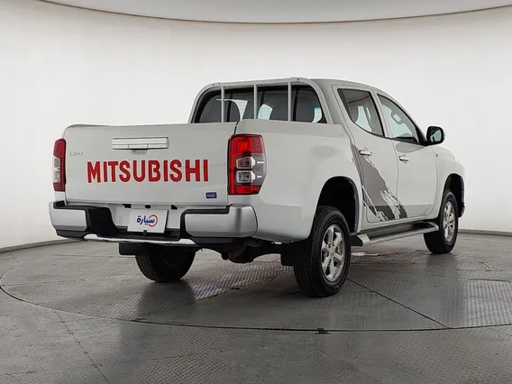 ميتسوبيشي L200 Double Cap 2022 دبل