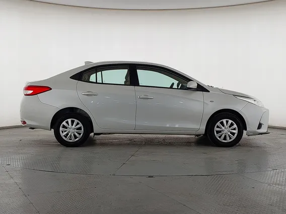 تويوتا يارس Y 2021 