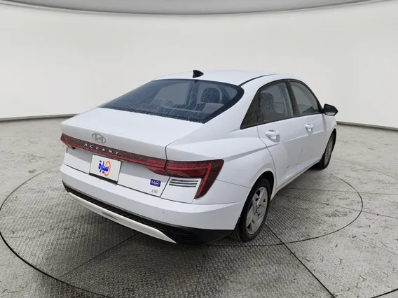 هيونداي اكسنت سمارت 2024 