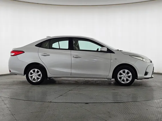 تويوتا يارس Y 2022 