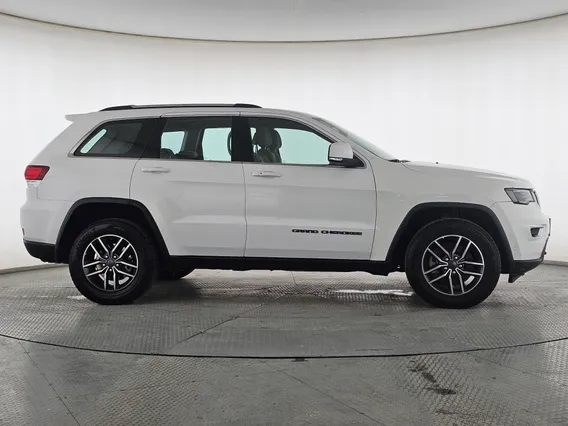 Jeep Grand Cherokee لاريدو 2020 