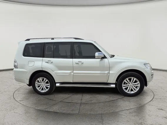 Mitsubishi Pajero GLS 4Doors 2022 دبل