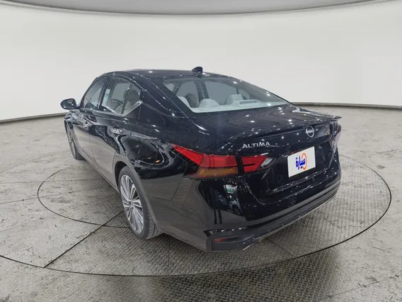 نيسان التيما SV 2025 