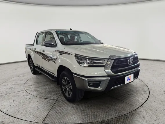 تويوتا هايلكس SGLX 4X4 MT DSL 2022 دبل