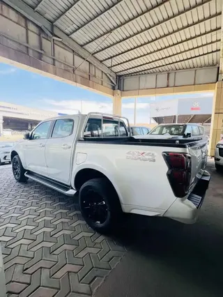 Isuzu D-max GT 2026 دبل