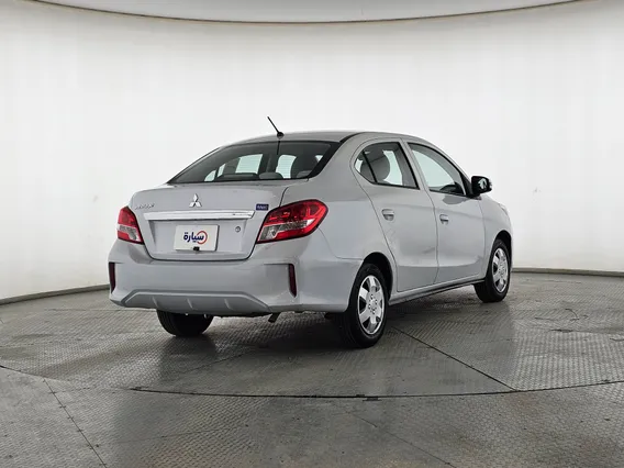 Mitsubishi Attrage GLX LL 2021 