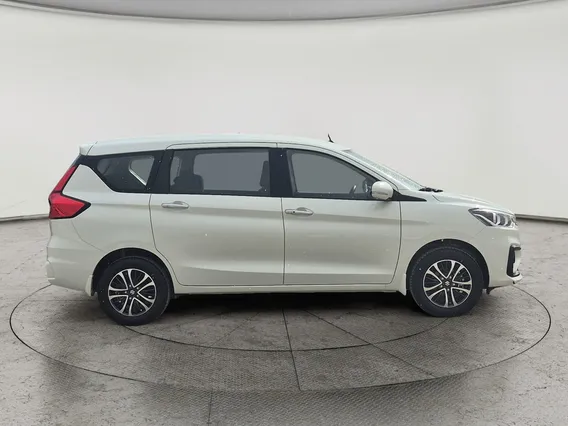 سوزوكي ارتيجا GLX 2025 