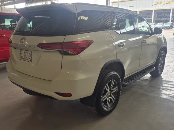Toyota Fortuner GX 2022 دبل