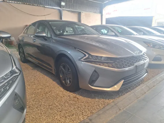 Kia K5 LX 2022 
