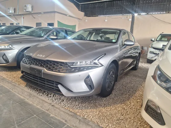 Kia K5 LX 2022 