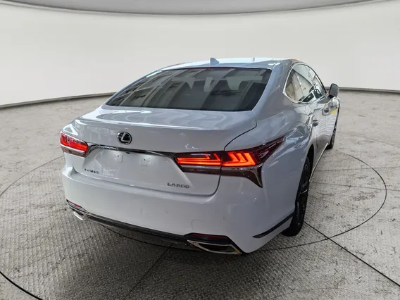 لكزس LS 500 2018 