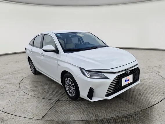 Toyota Yaris  Y 2023 