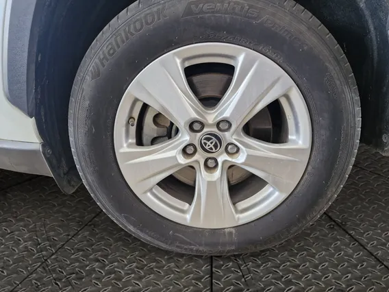 تويوتا راف فور LE 2019 