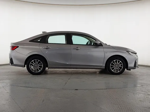 تويوتا يارس Y 2023 