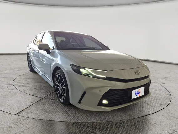 تويوتا كامري LE HEV 2025 