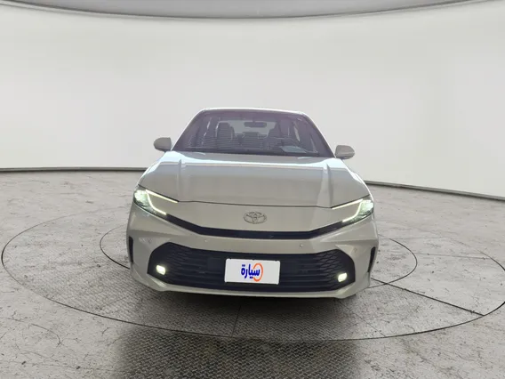 تويوتا كامري LE HEV 2025 