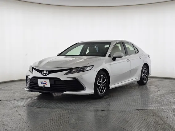 Toyota Camry  LE 2024 
