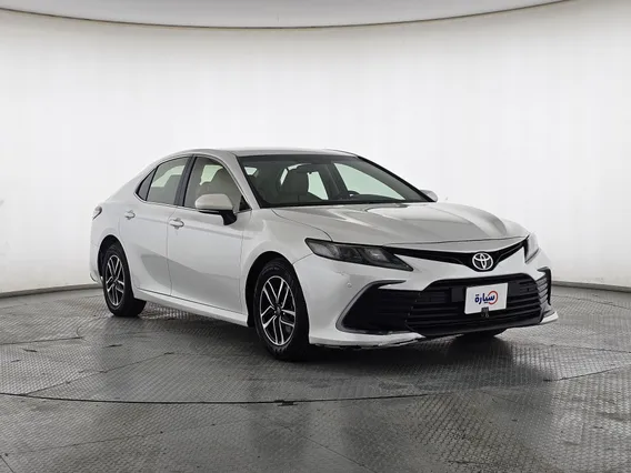 Toyota Camry  LE 2024 