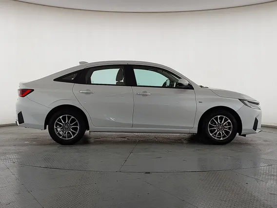 Toyota Yaris  Y 2023 