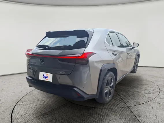 لكزس UX 200 AA Elegant 2021 