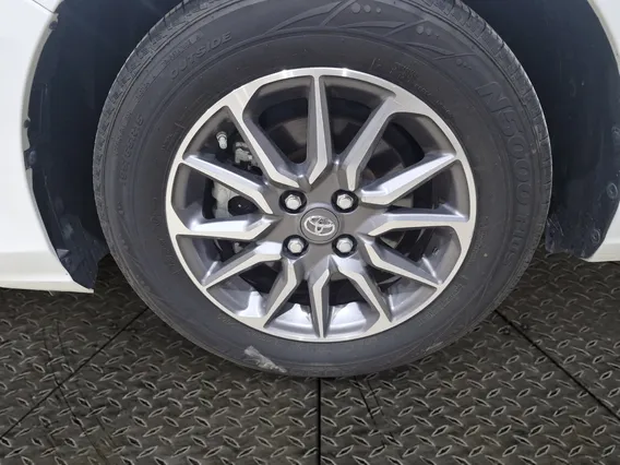 Toyota Yaris  Y 2024 