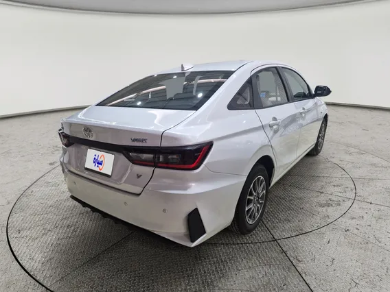 Toyota Yaris  Y 2024 