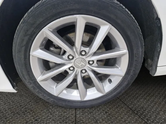 هوندا اكورد LX 2021 