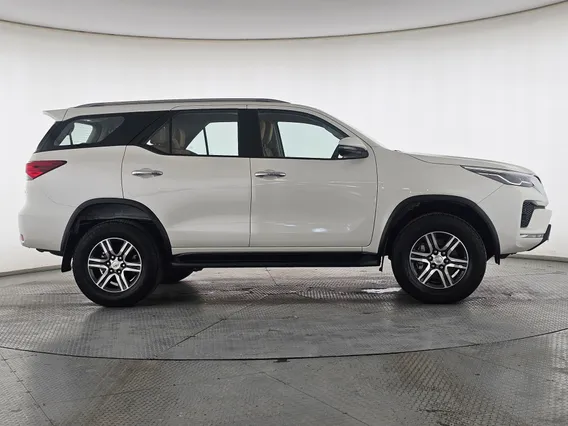 Toyota Fortuner VX 2021 دبل