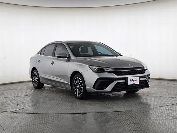 MG 5 LUX 2025 
