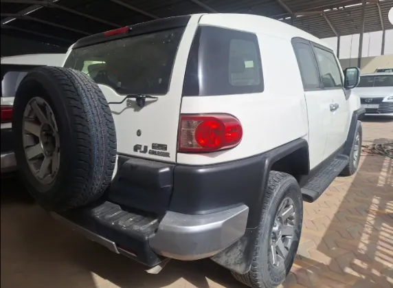 تويوتا اف جي FJ Cruiser 2023 دبل