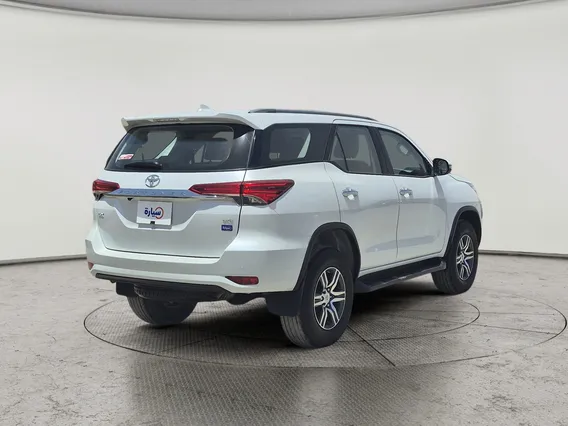 Toyota Fortuner VX 2023 دبل