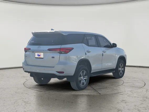 Toyota Fortuner GX 2023 