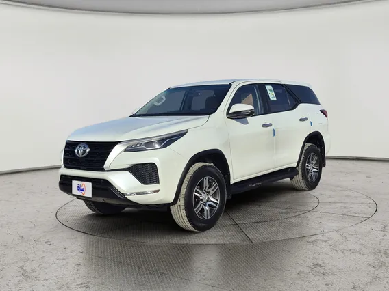 Toyota Fortuner GX 2023 