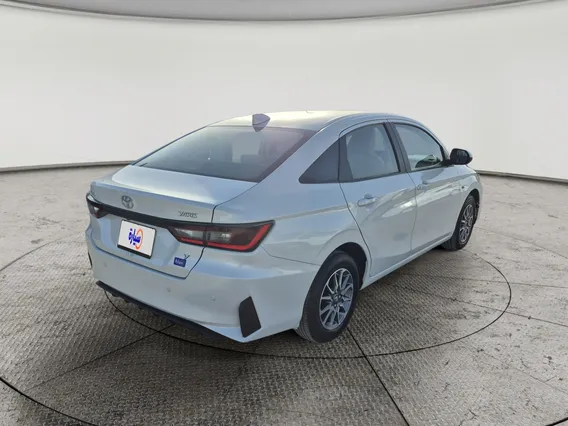 Toyota Yaris  Y 2024 