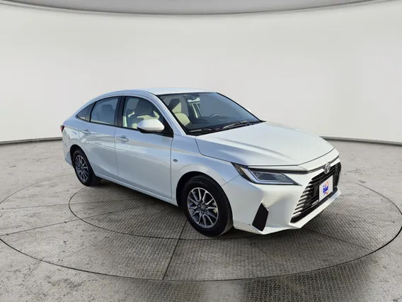 Toyota Yaris  Y 2024 