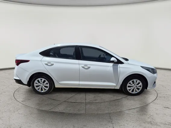 Hyundai Accent Smart 2021 