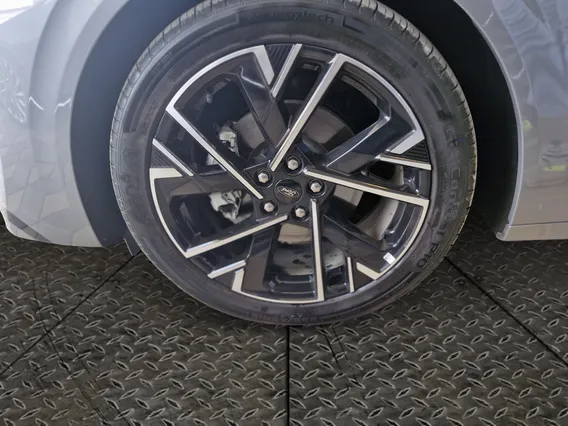 Ford Taurus Titanium 2026 
