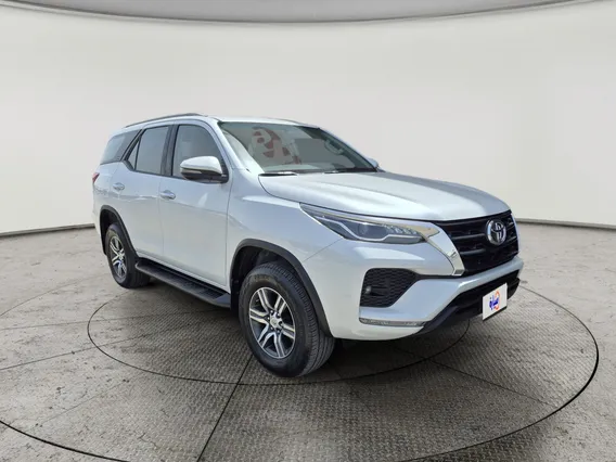 Toyota Fortuner VX 2023 دبل