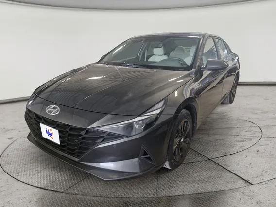 Hyundai Elantra Smart 2023 