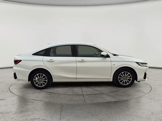 Toyota Yaris  Y 2024 