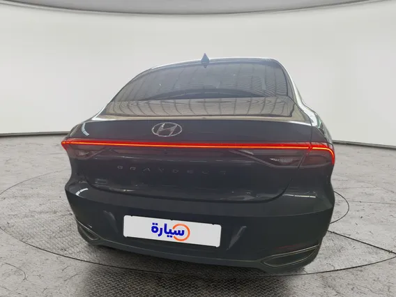 Hyundai Azera Smart 2021 
