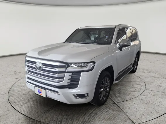 تويوتا لاندكروزر VXR 2023 
