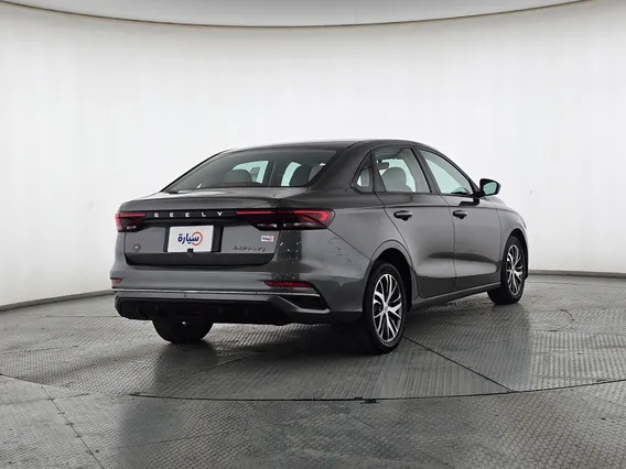 Geely Emgrand GS 2024 