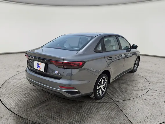 Geely Emgrand GS 2024 